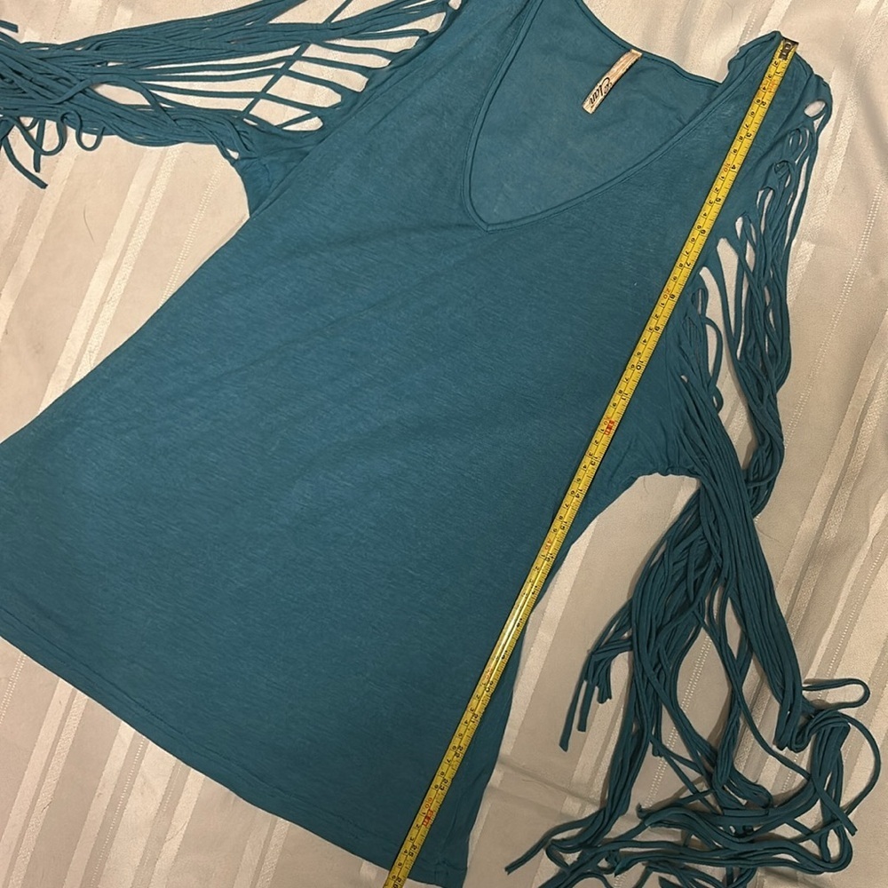 Elan Fringe Racer Back Shirt! - Picture 3 of 4